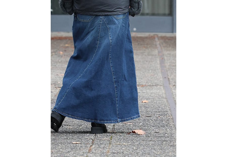 スカート マキシ丈スカート デニムマキシ フレア Aライン 着痩せ 脚長